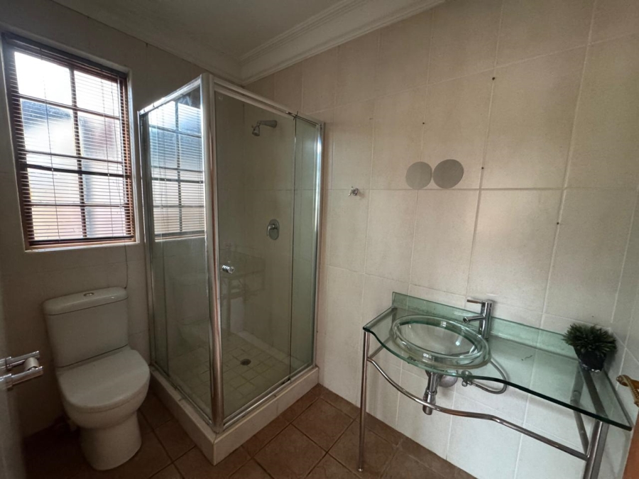 To Let 4 Bedroom Property for Rent in Melodie North West